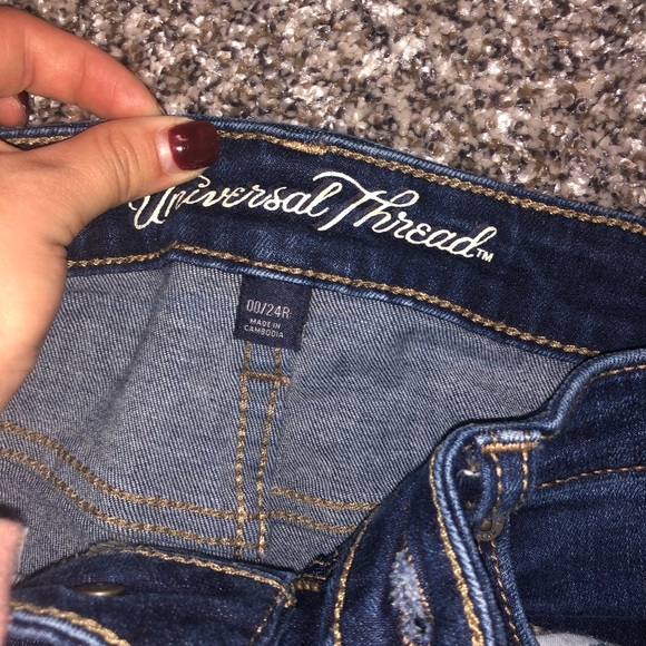 Universal Thread Jeans - Picture 2 of 3